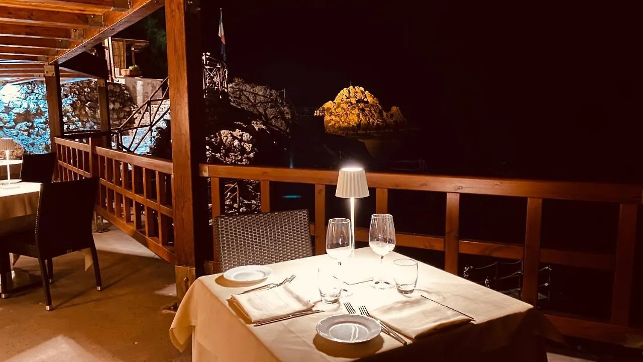 Una Hotels Capotaormina 4*, Taormina Italy