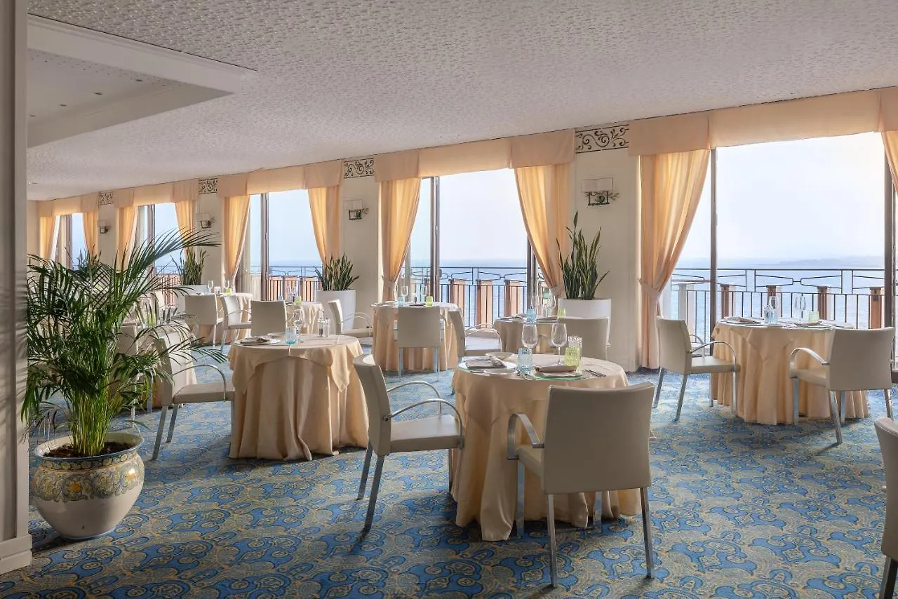 Una Hotels Capotaormina  Taormina