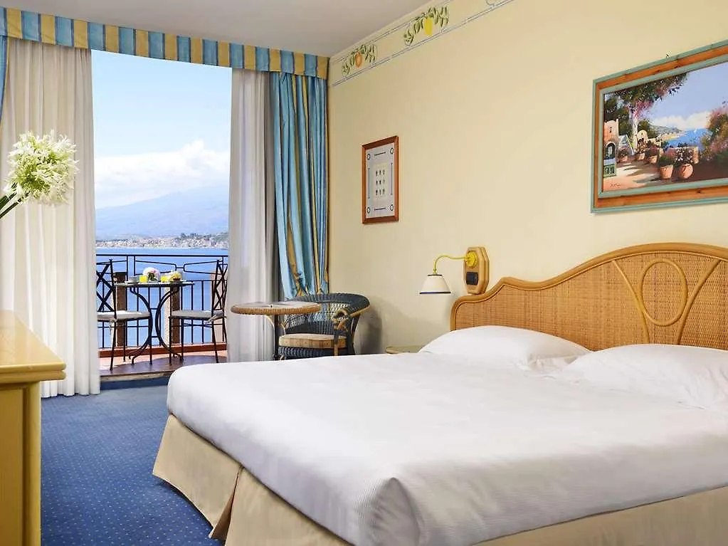 Una Hotels CapoTaormine