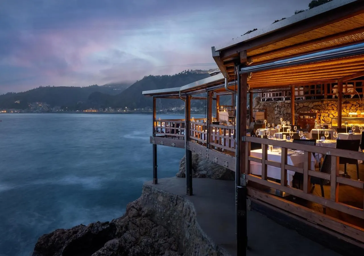 Una Hotels CapoTaormine Italie