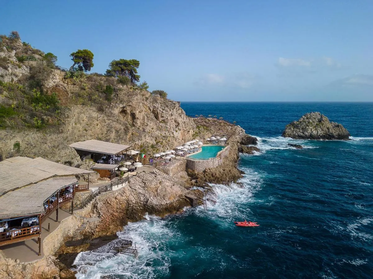 Una Hotels CapoTaormine